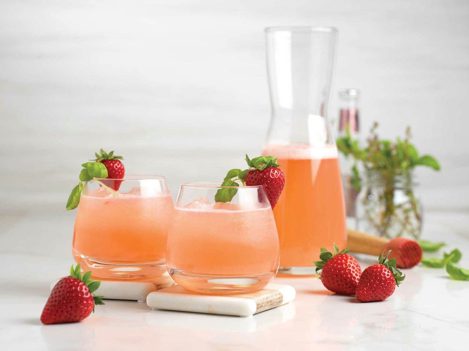 strawberry smash cocktail recipe 
