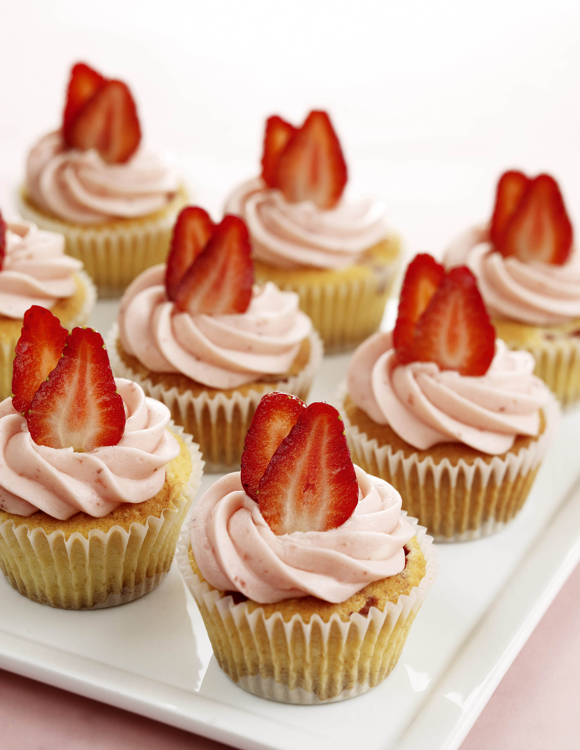 Swirled Strawberry Cupcakes